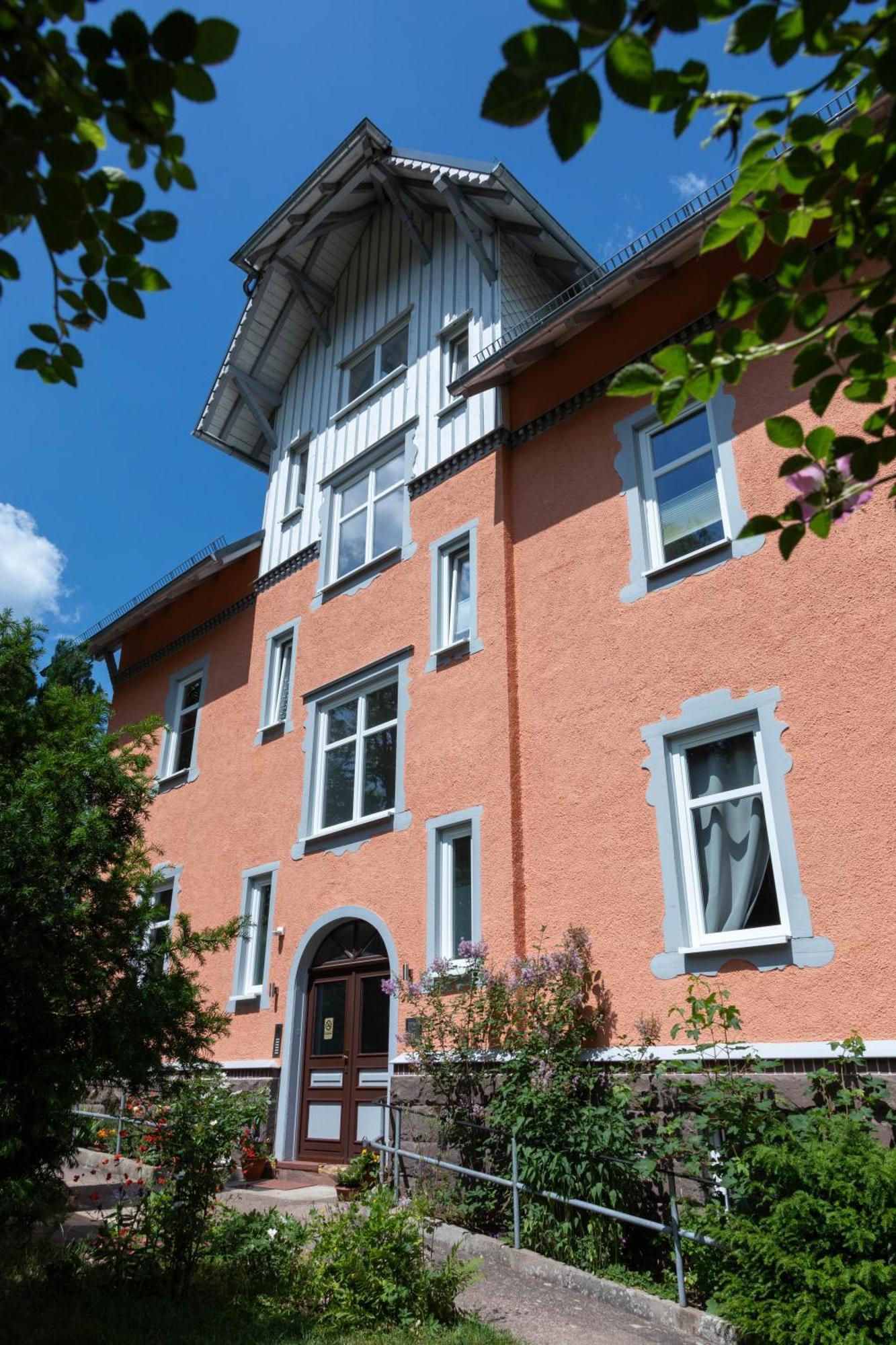 Moderne Ferienwohnung In Alter Villa Georgenthal  Exterior photo